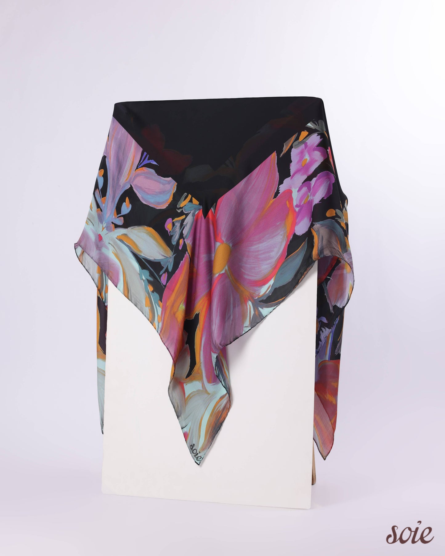 Autum bloom scarf