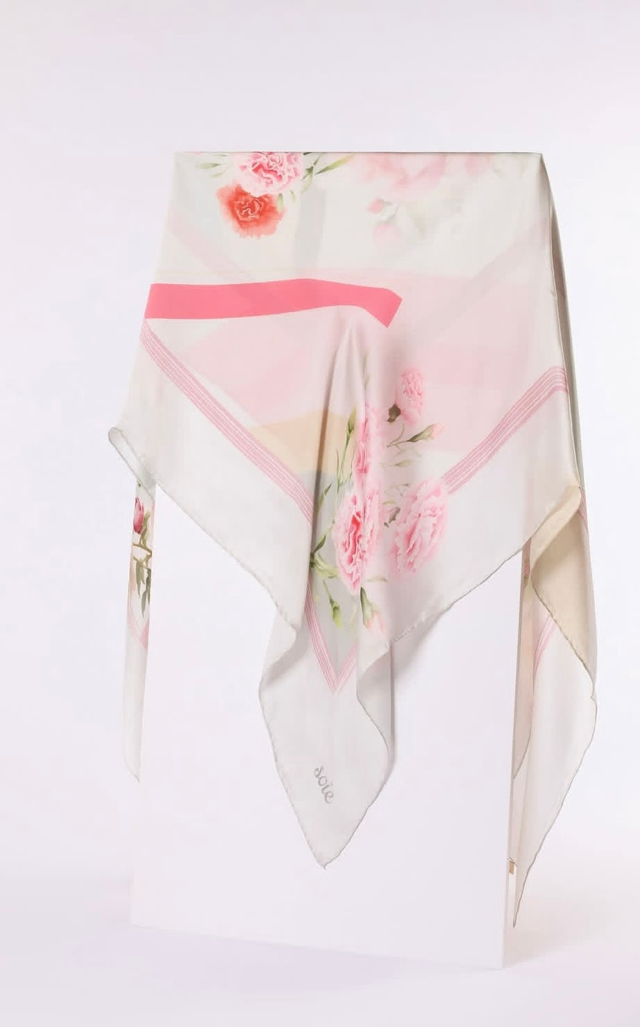 classy blooms scarf 2