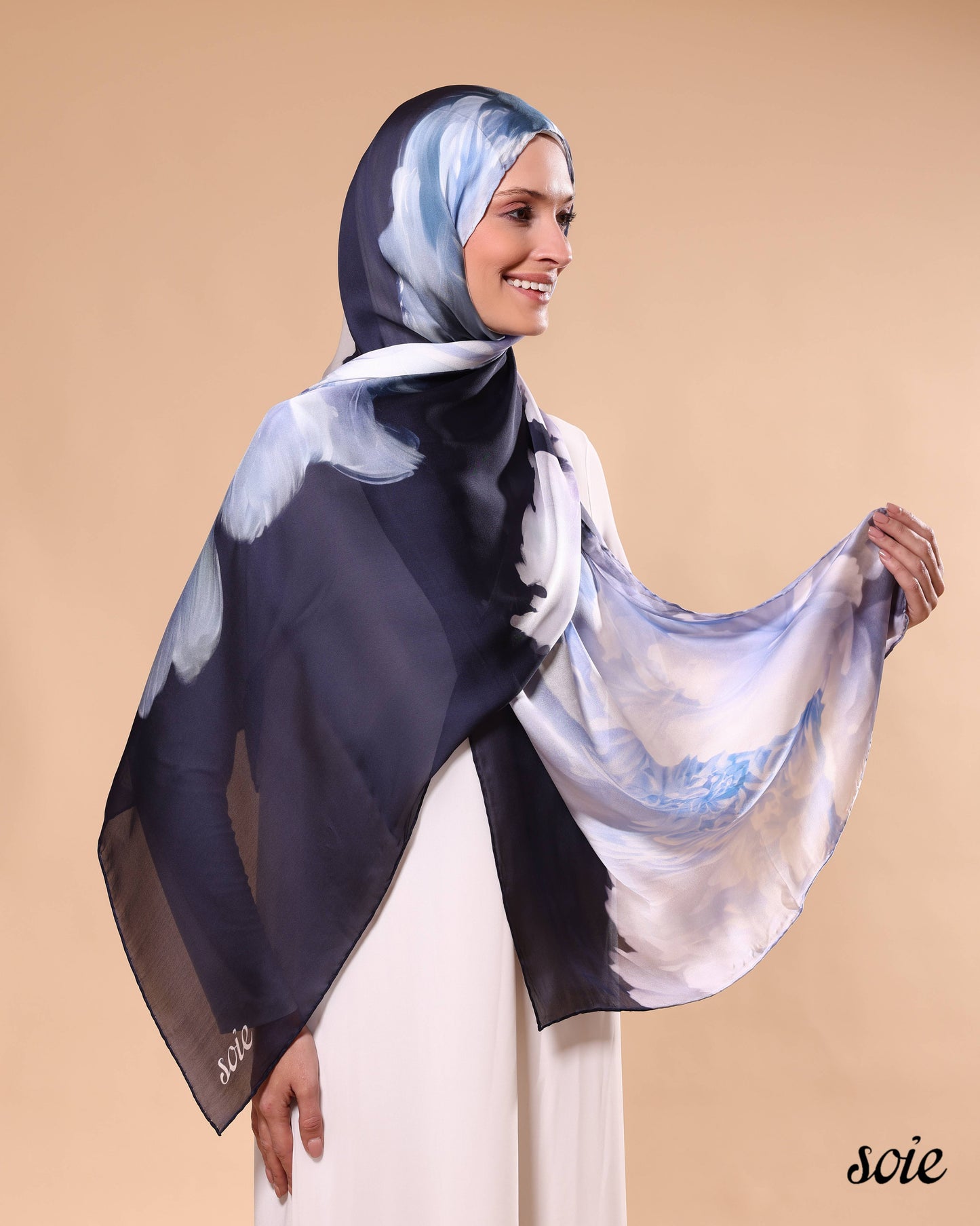 Poeny flower shawl