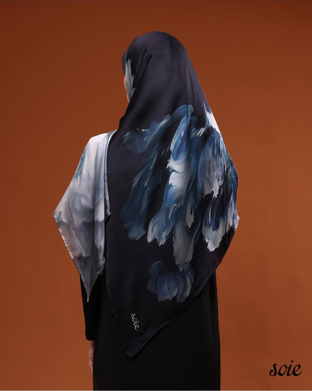 Poeny flower scarf 2