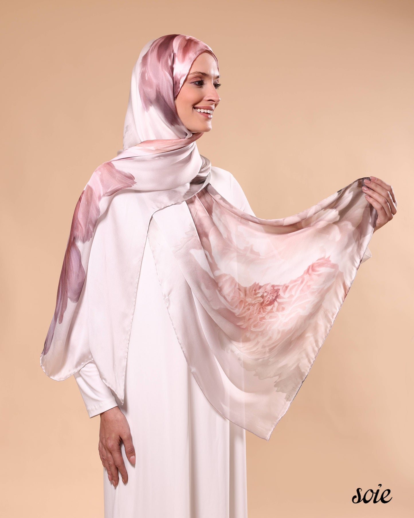Poeny flower shawl