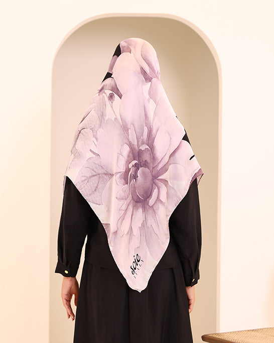 Midnight bloom scarf (folded view)