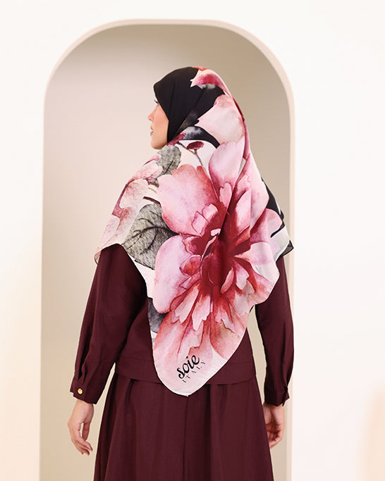 Midnight bloom scarf (folded view)