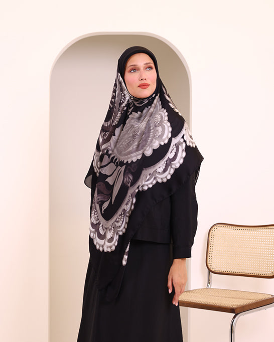 Ivory Bloom Scarf