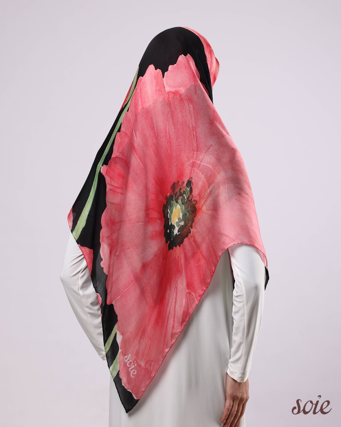 Poppy dream scarf