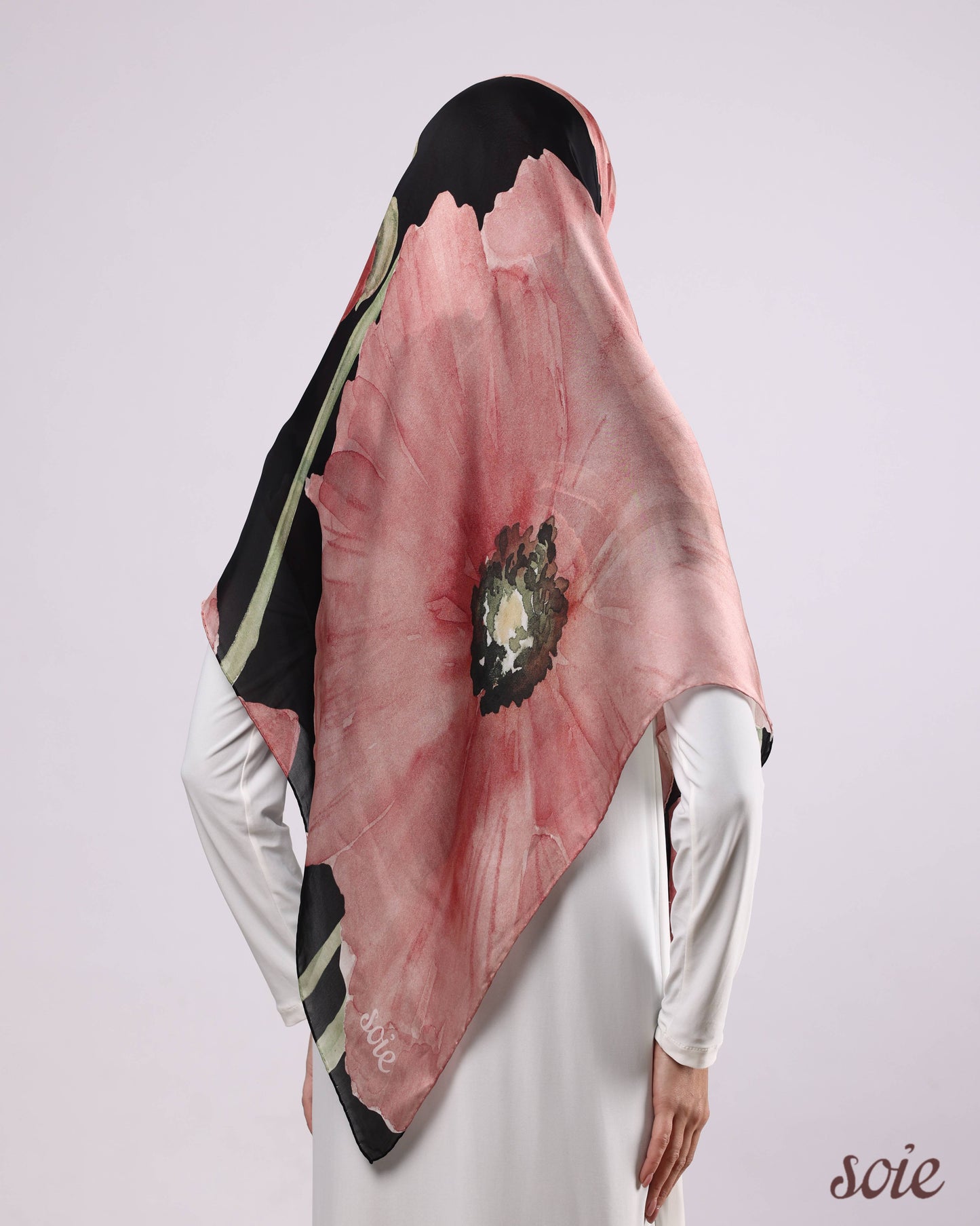 Poppy dream scarf