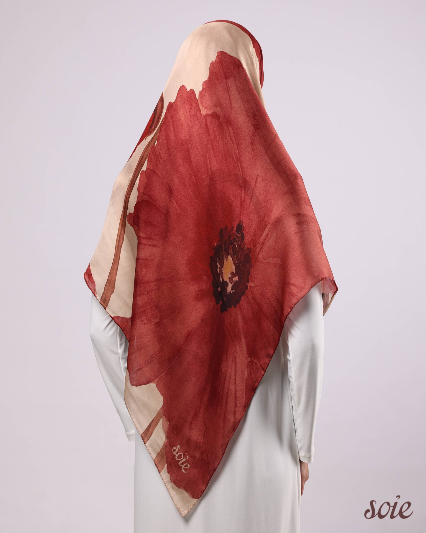 Poppy dream scarf