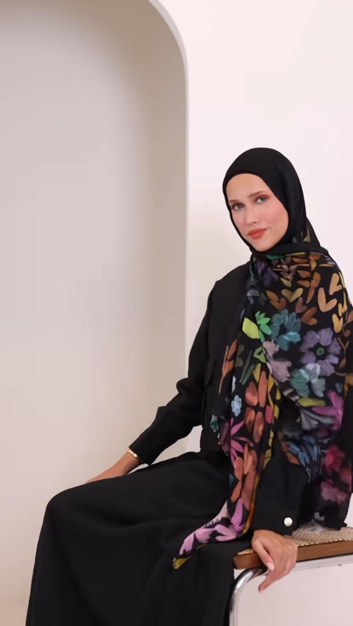 Blooming floral shawl 3