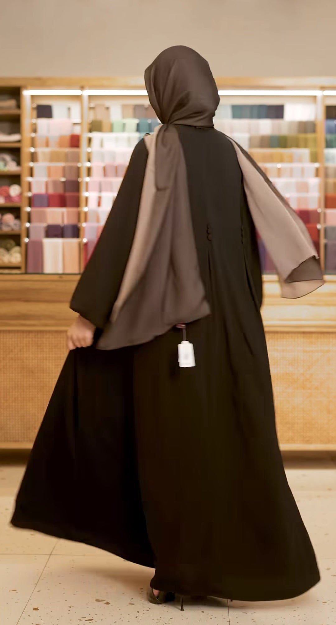 Fendel Black Abaya with button