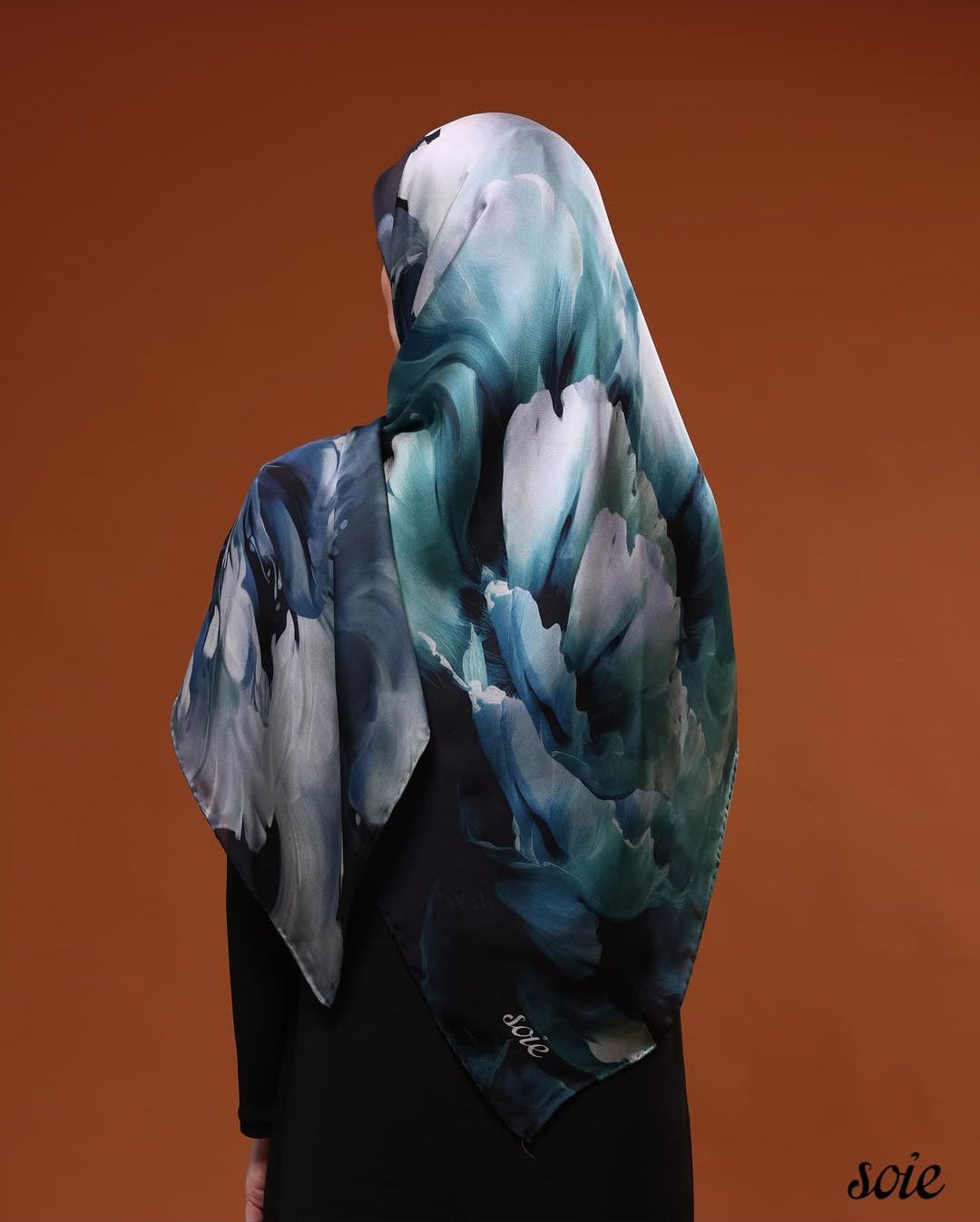 Poeny flower scarf 2