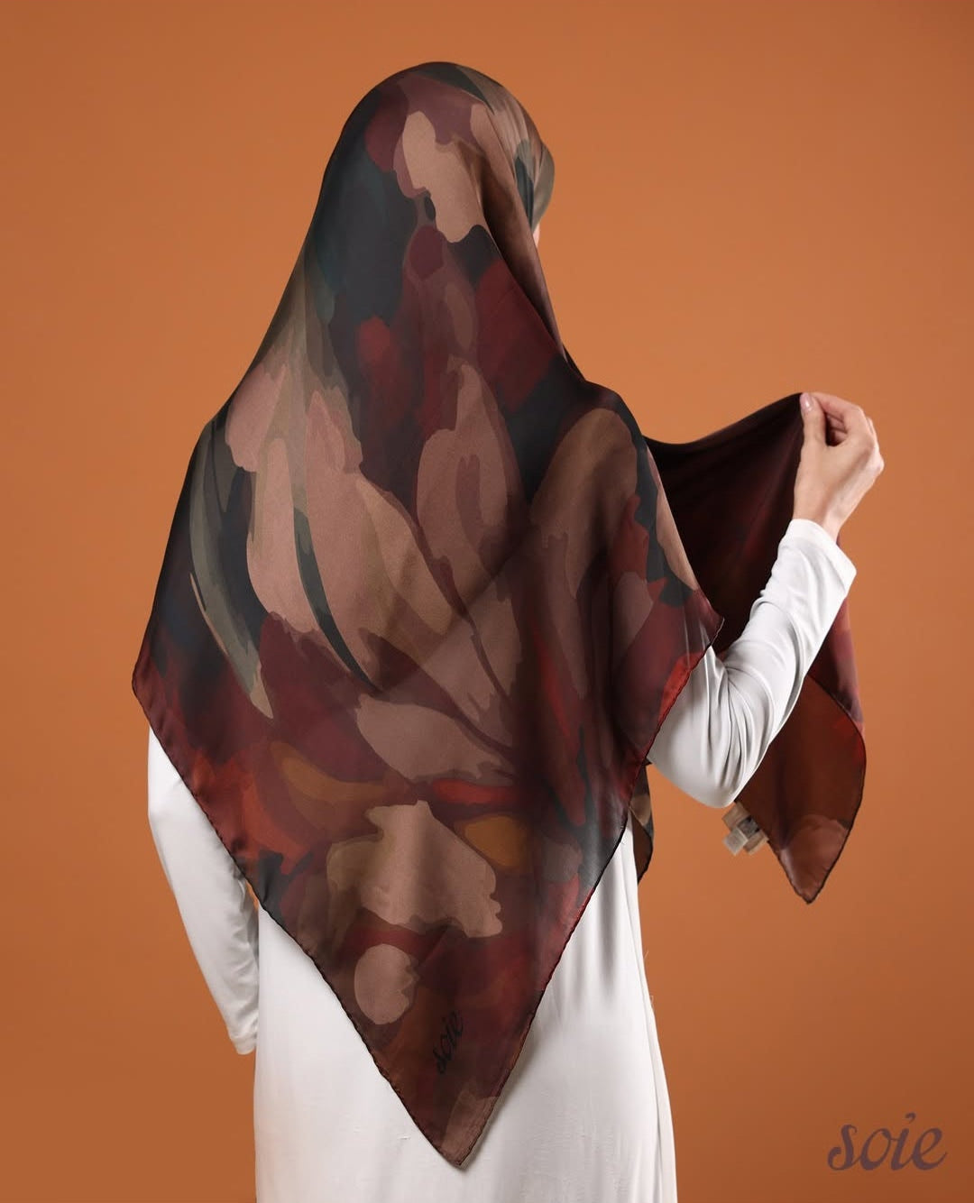 Floral Aurora scarf 1